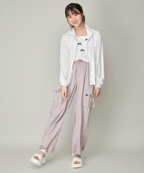 JENNI love(ジェニィラブ)の「【ウエスト調整可】ポケットリボンカーゴパンツ(カーゴパンツ・キッズ・ブラック/アイボリー/ピンク・140cm/130cm/150cm/160cm)」の19枚目の写真