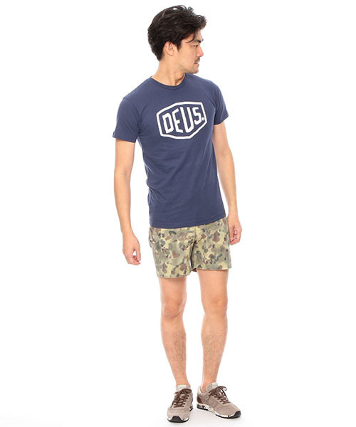 DEUS EX MACHINA（デウスエクスマキナ）の「DEUS EX MACHINA / Shield Tee（Tシャツ/カットソー・メンズ・ホワイト/ブラック/ネイビー・X-SMALL/MEDIUM/SMALL）」の6枚目の写真