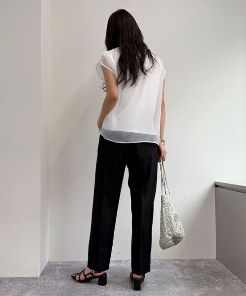 fredy emue（フレディエミュ）の「ドライポリイージーテーパードパンツ（その他パンツ・レディース・ベージュ/ブラック/アイボリー・38/36）」の14枚目の写真