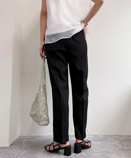 fredy emue（フレディエミュ）の「ドライポリイージーテーパードパンツ（その他パンツ・レディース・ベージュ/ブラック/アイボリー・38/36）」の18枚目の写真