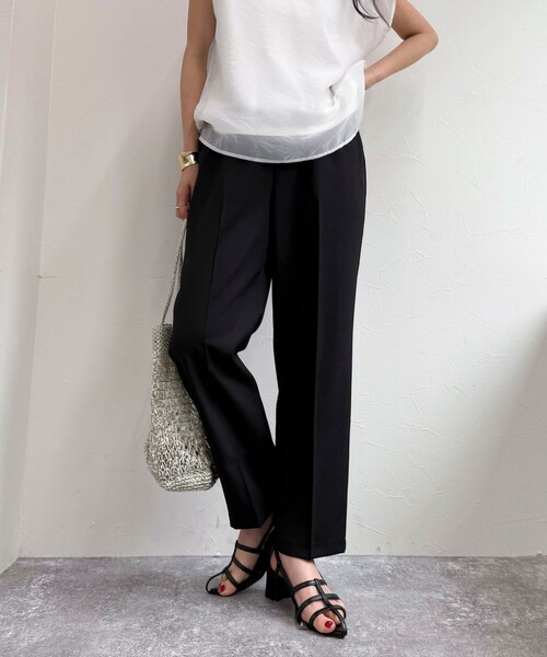 fredy emue（フレディエミュ）の「ドライポリイージーテーパードパンツ（その他パンツ・レディース・ベージュ/ブラック/アイボリー・38/36）」の7枚目の写真