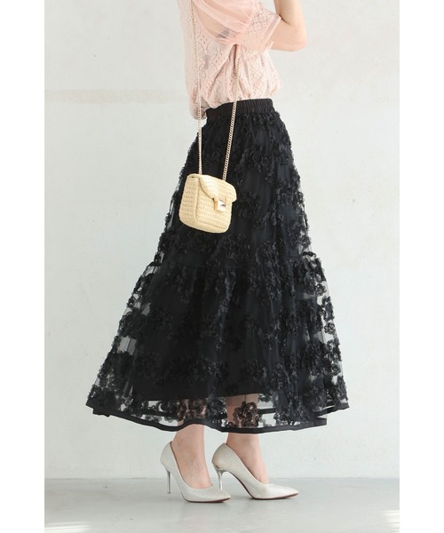cawaii（カワイイ）の「（黒）ふわふわと花が浮かぶ2重チュールミディアムスカート（スカート・レディース・ブラック・FREE）」の3枚目の写真