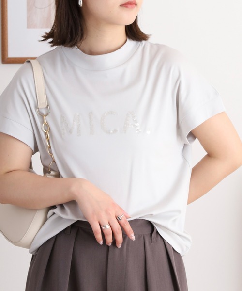 EGLANTINE(エグランティーヌ)の「EGLANTINE MICAスパンコールロゴ半袖Tシャツ【日本製】(Tシャツ/カットソー・レディース・ブラック/イエロー/オフホワイト/ラベンダー/シルバーグレー・40)」の3枚目の写真