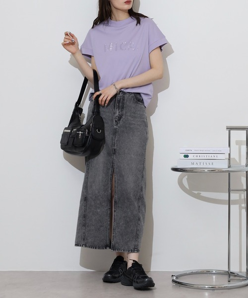 EGLANTINE(エグランティーヌ)の「EGLANTINE MICAスパンコールロゴ半袖Tシャツ【日本製】(Tシャツ/カットソー・レディース・ブラック/イエロー/オフホワイト/ラベンダー/シルバーグレー・40)」の21枚目の写真