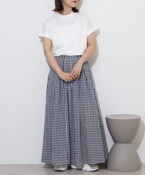 EGLANTINE(エグランティーヌ)の「EGLANTINE MICAスパンコールロゴ半袖Tシャツ【日本製】(Tシャツ/カットソー・レディース・ブラック/イエロー/オフホワイト/ラベンダー/シルバーグレー・40)」の9枚目の写真