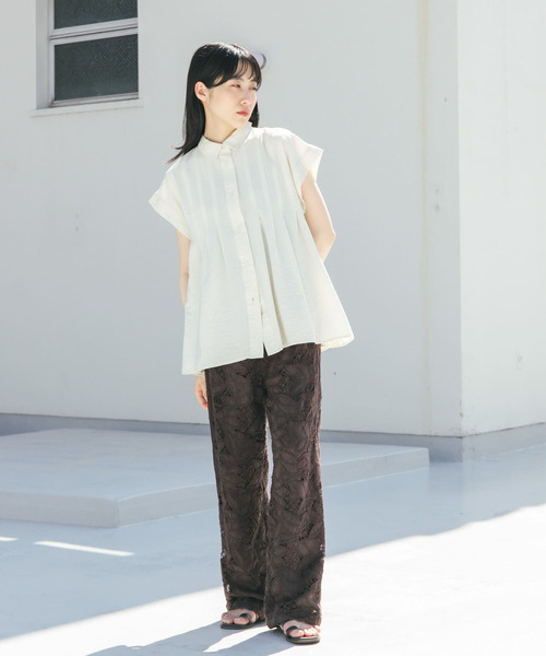 KBF（ケイビーエフ）の「スリーブレスタックフレアブラウス（シャツ/ブラウス・レディース・ネイビー/ピンク/アイボリー・ONE）」の4枚目の写真