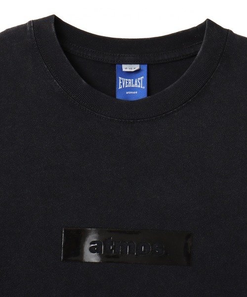 EVERLAST(スポーツ・ライフスタイル)（エバーラスト）の「atmos x EVERLAST Vintage Finish T-shirt / アトモス x エバーラスト ヴィンテージ フィニッシュ Tシャツ【SP】（Tシャツ/カットソー・メンズ・ブラック・XL/L/M）」の3枚目の写真