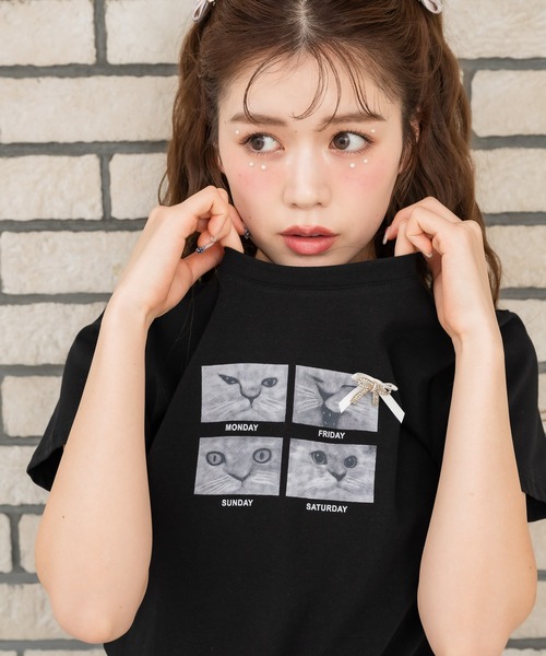 couture BY ROJITA（クチュールバイロジータ）の「CATプリントミ二Tシャツ（Tシャツ/カットソー・レディース・ブラック/グレー/ホワイト・FREE）」の2枚目の写真