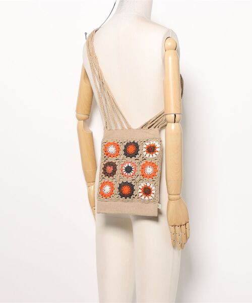 チャイハネ（チャイハネ）の「【チャイハネ】クロシェンショルダーバッグ（ショルダーバッグ・レディース・ホワイト/ベージュ/ブラック・FREE）」の4枚目の写真