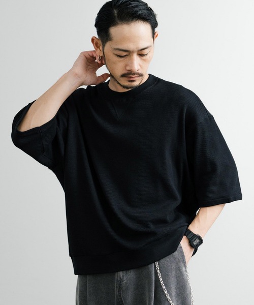 Audience（オーディエンス）の「Upscape Audience アップスケープオーディエンス 日本製 国産泉州ハニカムサーマルニット7.45オンススウェットライクTシャツ AUD6613（Tシャツ/カットソー・メンズ・ブラック/オリーブ/ネイビー/スミクロ・L/M）」の2枚目の写真