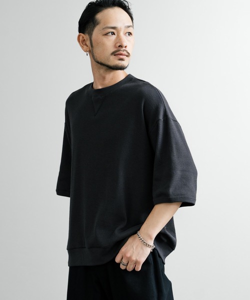 Audience（オーディエンス）の「Upscape Audience アップスケープオーディエンス 日本製 国産泉州ハニカムサーマルニット7.45オンススウェットライクTシャツ AUD6613（Tシャツ/カットソー・メンズ・ブラック/オリーブ/ネイビー/スミクロ・L/M）」の20枚目の写真