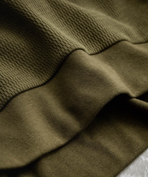 Audience（オーディエンス）の「Upscape Audience アップスケープオーディエンス 日本製 国産泉州ハニカムサーマルニット7.45オンススウェットライクTシャツ AUD6613（Tシャツ/カットソー・メンズ・ブラック/オリーブ/ネイビー/スミクロ・L/M）」の16枚目の写真