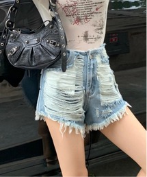 FINEnough（ファインナフ）の「ダメージクラッシュデニムショートパンツ（デニムパンツ・レディース）」