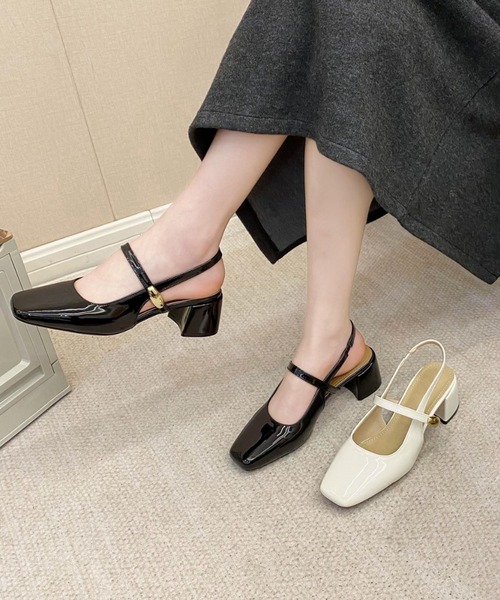 aimoha(アイモハ)の「ストラップパンプス (SS)(パンプス・レディース・ブラック/ホワイト・24.5cm/23.0cm/24.0cm/25.0cm/23.5cm)」の12枚目の写真