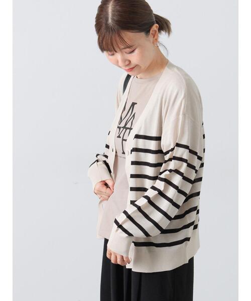 Lugnoncure（ルノンキュール）の「【接触冷感】無地/柄アソートVネックカーディガン（カーディガン/ボレロ・レディース・オレンジ/ネイビー/オフホワイト/ブルー/ブラック・F）」の2枚目の写真