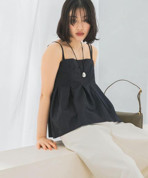 URBAN RESEARCH ROSSO WOMEN(アーバンリサーチ ロッソ)の「撥水UVデザインタックキャミソール(キャミソール・レディース・ブラック/ブラウン系その他・FREE)」の2枚目の写真