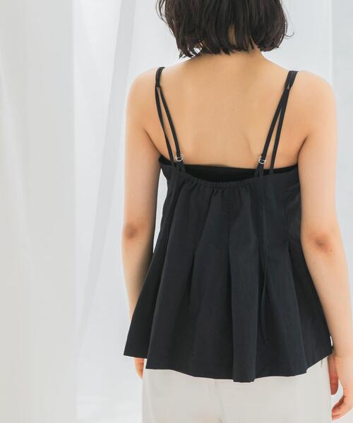 URBAN RESEARCH ROSSO WOMEN(アーバンリサーチ ロッソ)の「撥水UVデザインタックキャミソール(キャミソール・レディース・ブラック/ブラウン系その他・FREE)」の18枚目の写真