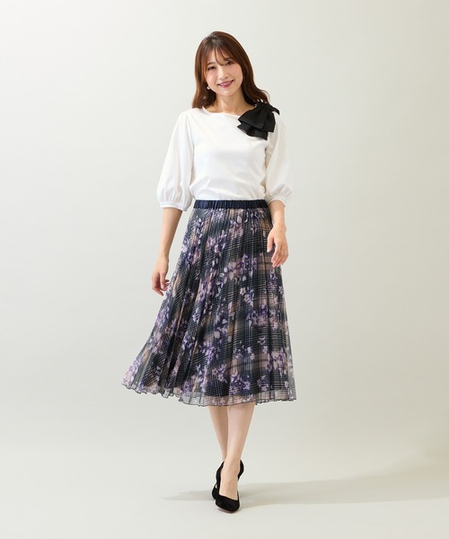 Rose Tiara(ローズティアラ)の「【接触冷感/綿100%/手洗いOK】ビッグリボンカットソー(Tシャツ/カットソー・レディース・オフホワイト/ブラック・38/42/46)」の15枚目の写真