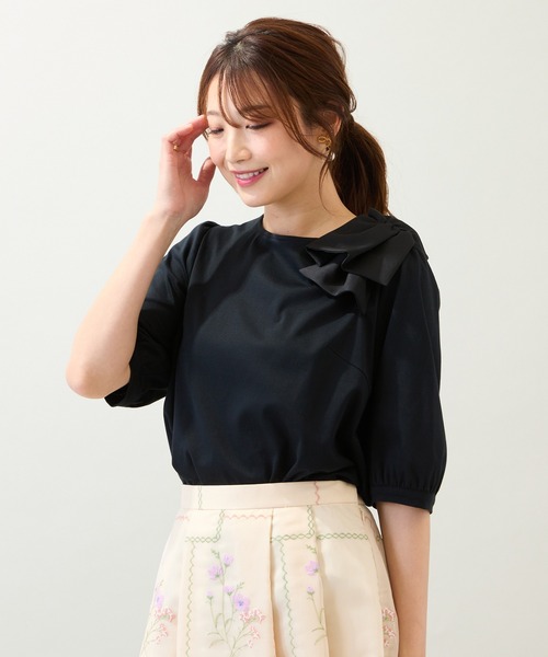 Rose Tiara(ローズティアラ)の「【接触冷感/綿100%/手洗いOK】ビッグリボンカットソー(Tシャツ/カットソー・レディース・オフホワイト/ブラック・38/42/46)」の14枚目の写真