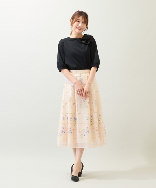 Rose Tiara(ローズティアラ)の「【接触冷感/綿100%/手洗いOK】ビッグリボンカットソー(Tシャツ/カットソー・レディース・オフホワイト/ブラック・38/42/46)」の12枚目の写真