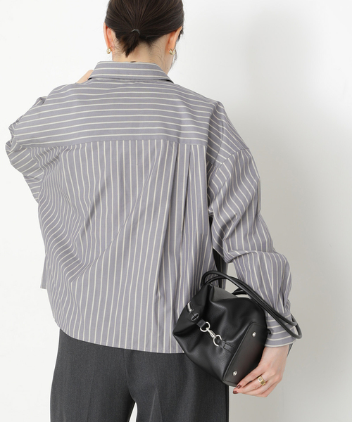 journal standard L'essage(ジャーナルスタンダードレサージュ)の「CPムジ/ストライプ刺しゅうショートシャツ(シャツ/ブラウス・レディース・グレー/ベージュ/ブルー系その他・FREE)」の9枚目の写真