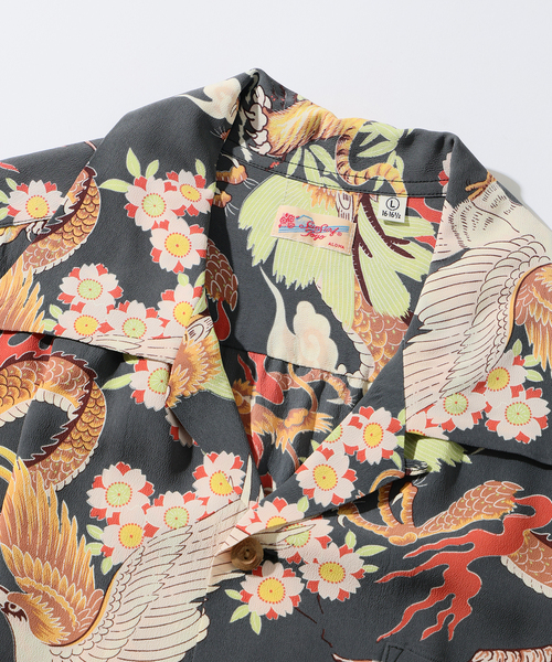 SUN SURF(サンサーフ)の「SUN SURF / サンサーフ ザ トライアングラー ファイト(シャツ/ブラウス・メンズ・ブラック・X-LARGE/LARGE)」の3枚目の写真
