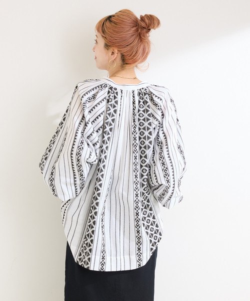 B.C STOCK(ベーセーストック)の「手洗い可 / ジャカードスキッパーブラウス(シャツ/ブラウス・レディース・ホワイト/ブラック・FREE)」の18枚目の写真