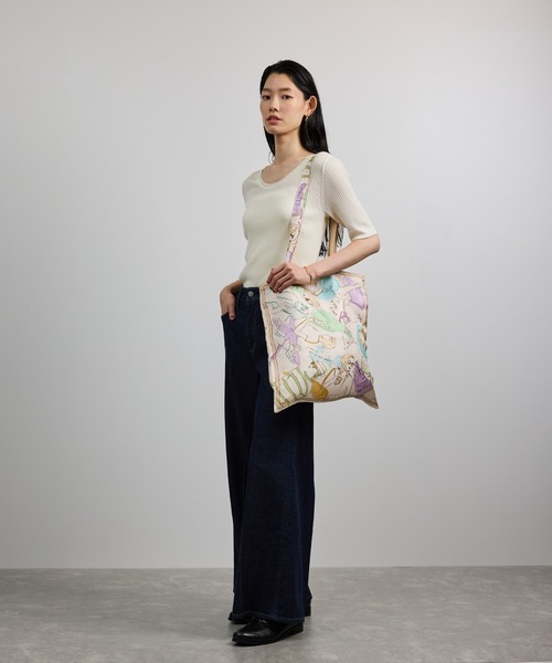 ROPE'（ロペ）の「【YUKO SAEKI for ROPE’・コラボ】スカーフ柄プリント シルクトートバッグ【A4対応】（トートバッグ・レディース・ベージュ/ホワイト・FREE）」の12枚目の写真