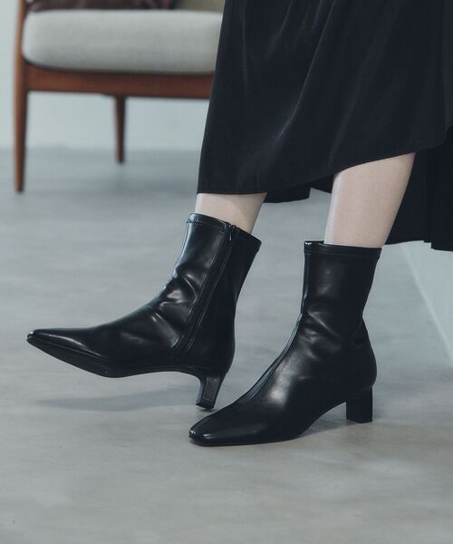 YECCA VECCA(イェッカヴェッカ)の「ストレッチミドルブーツ(ブーツ・レディース・ブラウン/ブラック・23.5cm/22.5cm/24.5cm)」の20枚目の写真