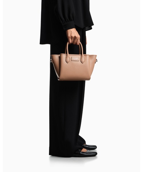 EMPORIO ARMANI（エンポリオアルマーニ）の「【エンポリオ アルマーニ】ショッパー パルメラート仕上げ スモール（ショルダーバッグ・レディース・レッド/ブラック/ベージュ/ホワイト・FREE）」の9枚目の写真