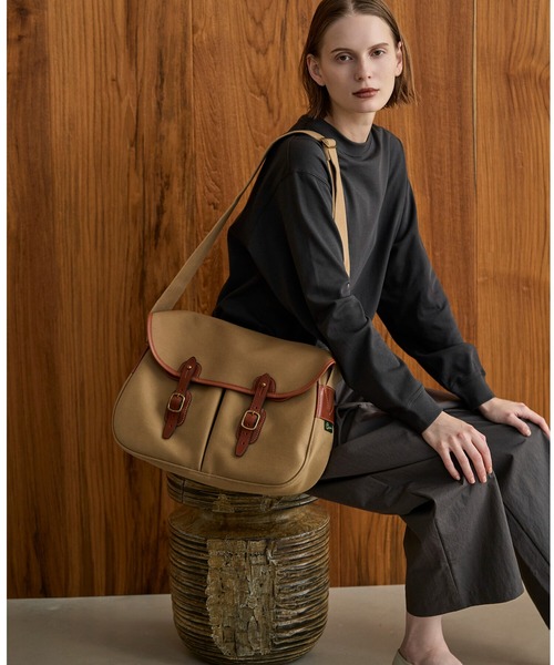 Bradley ベージュ ショルダーバッグ Bradley ベージュ ショルダーバッグ