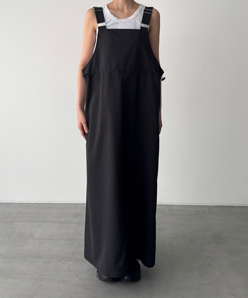 CANAL JEAN(キャナルジーン)の「サイドラインジャンパ―スカート(ジャンパースカート・レディース・ブラック/チャコール・マルチサイズ)」の16枚目の写真