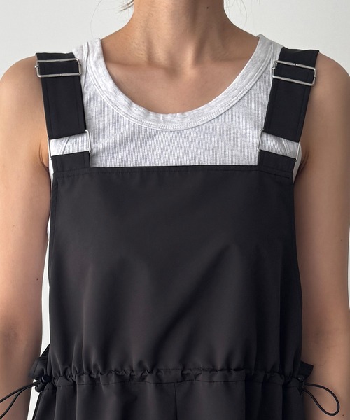 CANAL JEAN(キャナルジーン)の「サイドラインジャンパ―スカート(ジャンパースカート・レディース・ブラック/チャコール・マルチサイズ)」の18枚目の写真