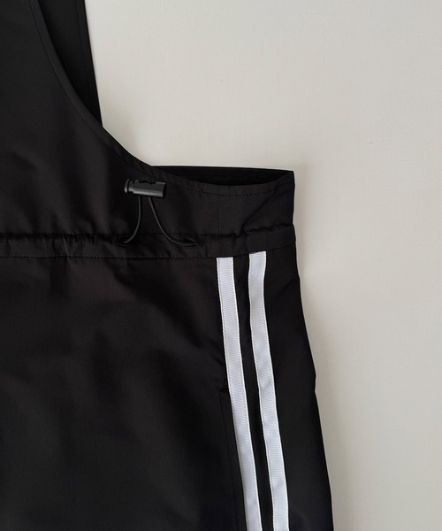 CANAL JEAN(キャナルジーン)の「サイドラインジャンパ―スカート(ジャンパースカート・レディース・ブラック/チャコール・マルチサイズ)」の21枚目の写真