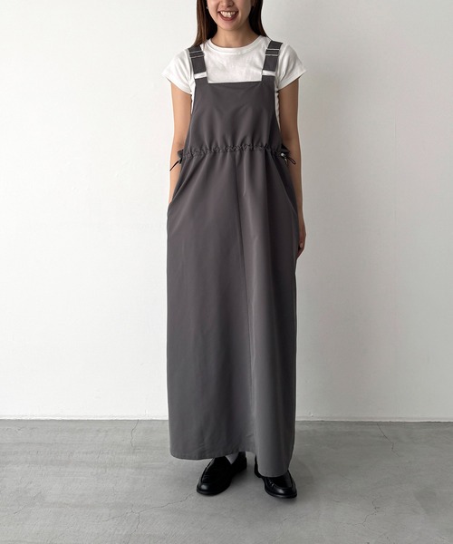 CANAL JEAN(キャナルジーン)の「サイドラインジャンパ―スカート(ジャンパースカート・レディース・ブラック/チャコール・マルチサイズ)」の14枚目の写真