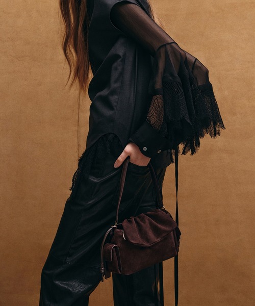 Khai カイ スエードルーシュドフラップサイドポケットトップハンドル