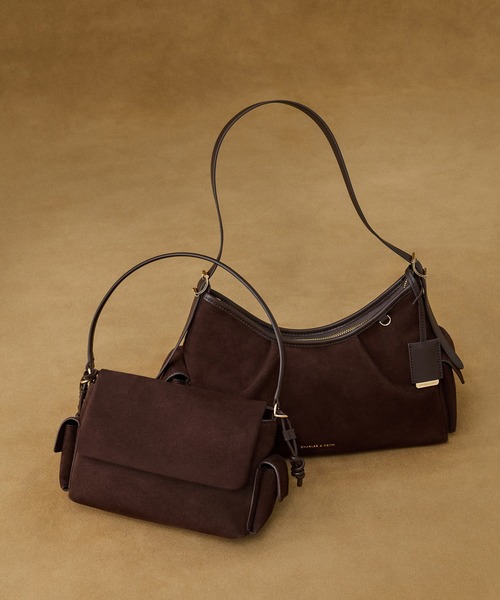Charles & Keith Khai カイ スエードショルダーバッグ 完売 CHARLES & KEITH Khai カイ リサイクルスエードショルダーバッグ