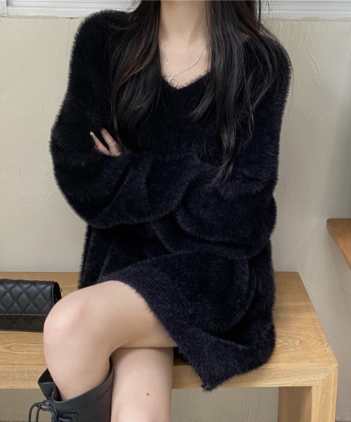 cammie(キャミー)の「Vネックシャギールーズニット(ニット/セーター・レディース・ベージュ/ブラック/アイボリー・FREE)」の12枚目の写真