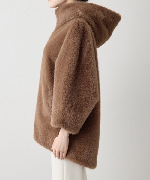 THE PAUSE(ザ ポーズ)の「【THE PAUSE】フェイクファードルマンコート(その他アウター・レディース・ベージュ/ブラウン・FREE)」の4枚目の写真