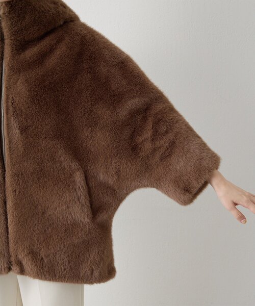 THE PAUSE(ザ ポーズ)の「【THE PAUSE】フェイクファードルマンコート(その他アウター・レディース・ベージュ/ブラウン・FREE)」の9枚目の写真