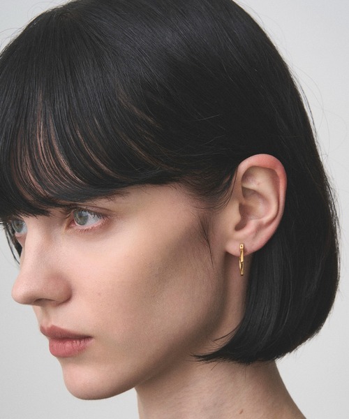 Juha（ユハ）の「PIERCE - EDGE - GOLD（ピアス（片耳用）・メンズ・ゴールド・FREE）」の3枚目の写真