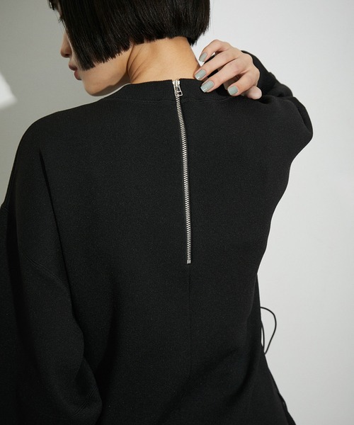 ADAM ET ROPE'（アダムエロペ）の「フォルムニットワンピース（ワンピース・レディース・ライトグレー/ブラック/ダークブラウン・38/36）」の10枚目の写真