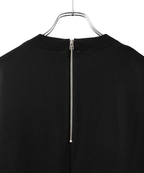 ADAM ET ROPE'（アダムエロペ）の「フォルムニットワンピース（ワンピース・レディース・ライトグレー/ブラック/ダークブラウン・38/36）」の16枚目の写真