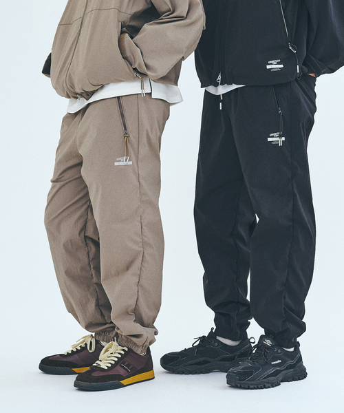 417 EDIFICE(フォーワンセブンエディフィス)の「ワッシャーナイロン utility パンツ(その他パンツ・メンズ・ブラック/ベージュ・LARGE/MEDIUM/SMALL)」の4枚目の写真