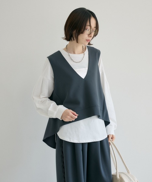 Paradise Picnic(パラダイスピクニック)の「TRANOI. バックスリットキーネックジレ(ベスト・レディース・ブラック/チャコールグレー/ベージュ/アイボリー・FREE)」の20枚目の写真