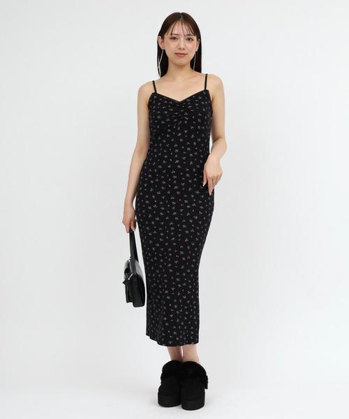 ROYAL PARTY(ロイヤルパーティー)の「小花柄シャギーニットボレロアンサンブルワンピース(ワンピース・レディース・ブラウン/ライトグレー/ブラック・FREE)」の12枚目の写真