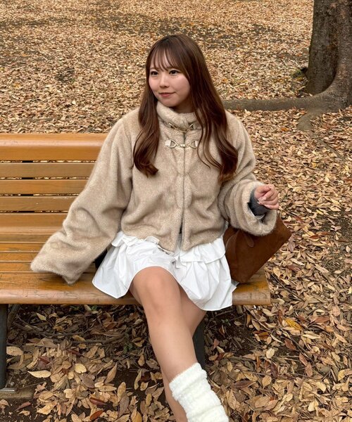 continuer de NICE CLAUP（コンティニューデナイスクラップ）の「ビット付MIXファーショートジャケット（ブルゾン・レディース・ベージュ/アイボリー/ブラウン・FREE）」の14枚目の写真