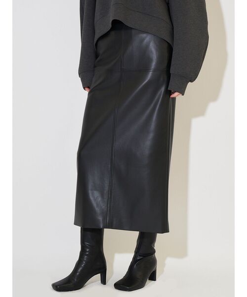 ELENDEEK(エレンディーク)の「フェイクレザースカート(スカート・レディース・ブラック/オフホワイト/ブラウン・02/01)」の3枚目の写真