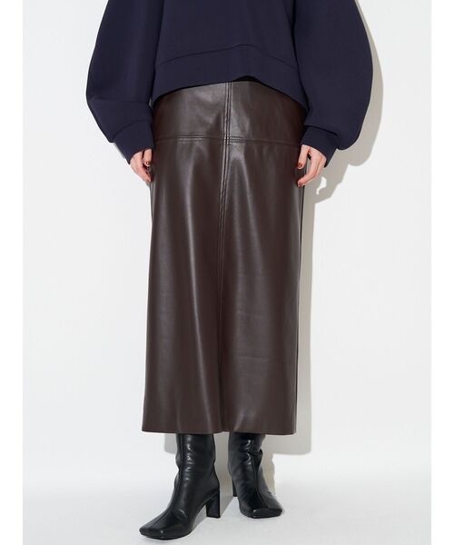 ELENDEEK(エレンディーク)の「フェイクレザースカート(スカート・レディース・ブラック/オフホワイト/ブラウン・02/01)」の5枚目の写真