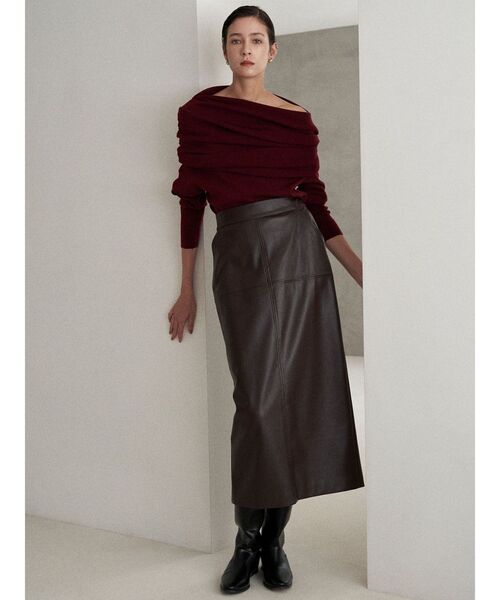 ELENDEEK(エレンディーク)の「フェイクレザースカート(スカート・レディース・ブラック/オフホワイト/ブラウン・02/01)」の13枚目の写真